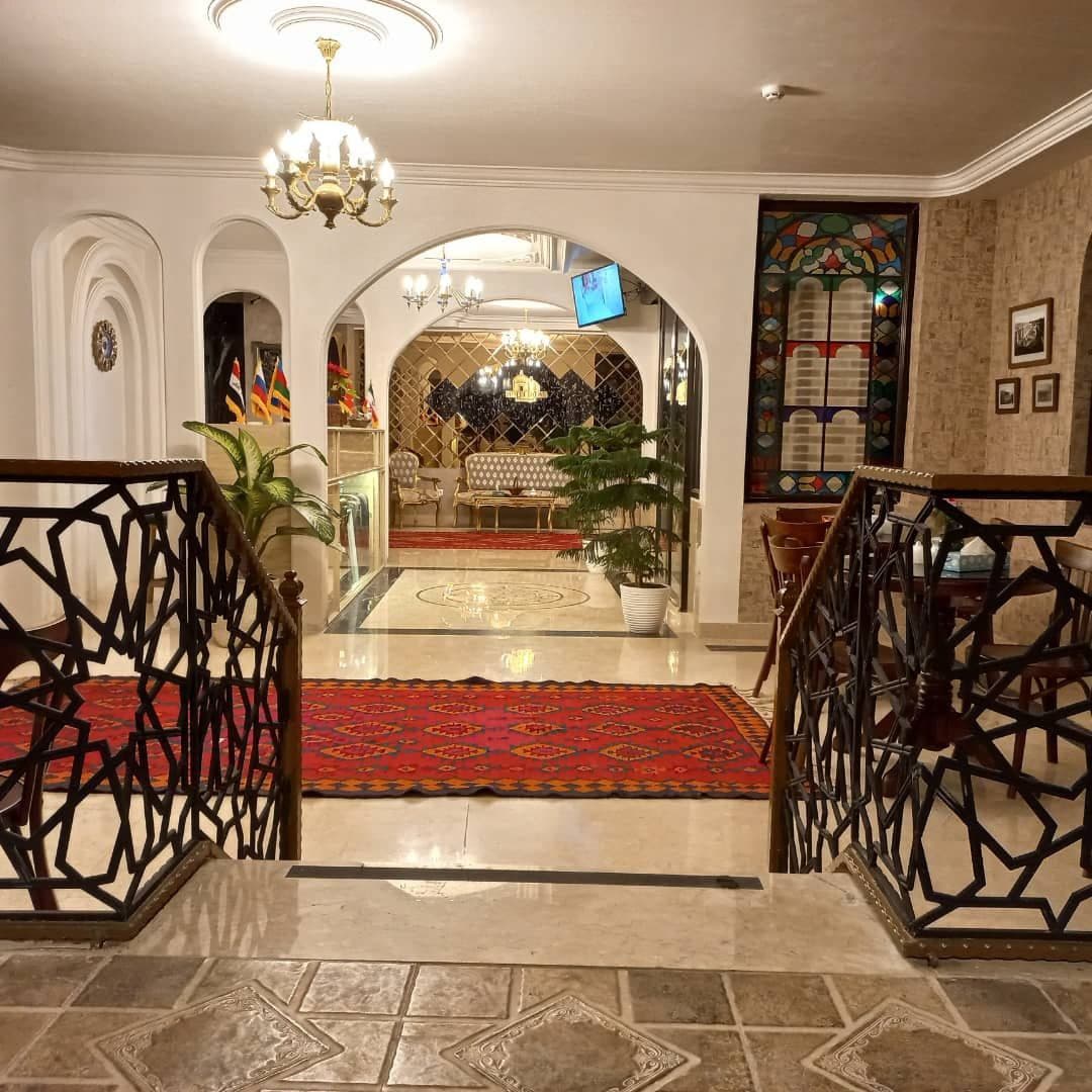 تصویر لابی هتل ایدآل اردبیل